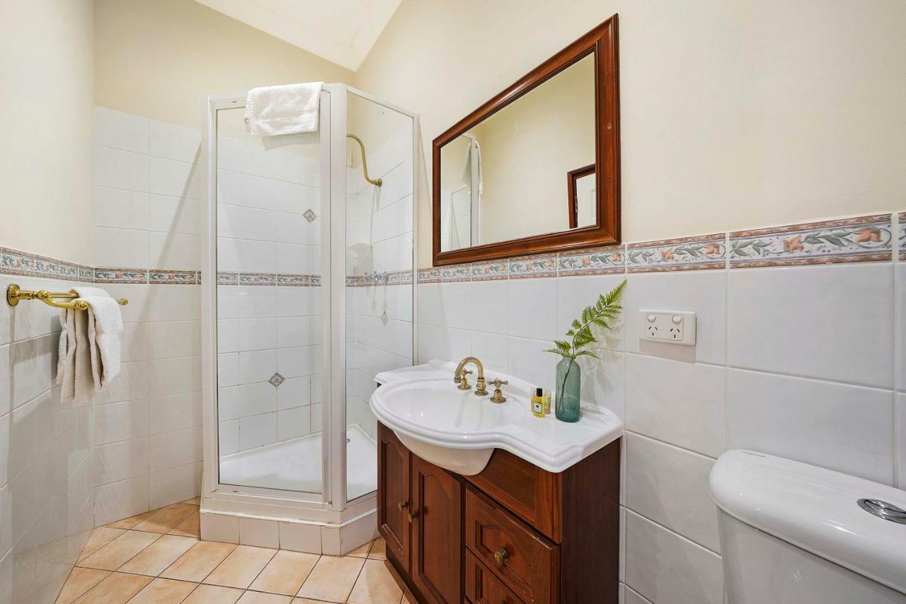 Fremantle Port Mill Bed & Breakfast - Unique Accommodation Экстерьер фото