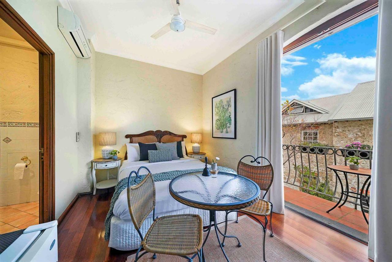 Fremantle Port Mill Bed & Breakfast - Unique Accommodation Экстерьер фото